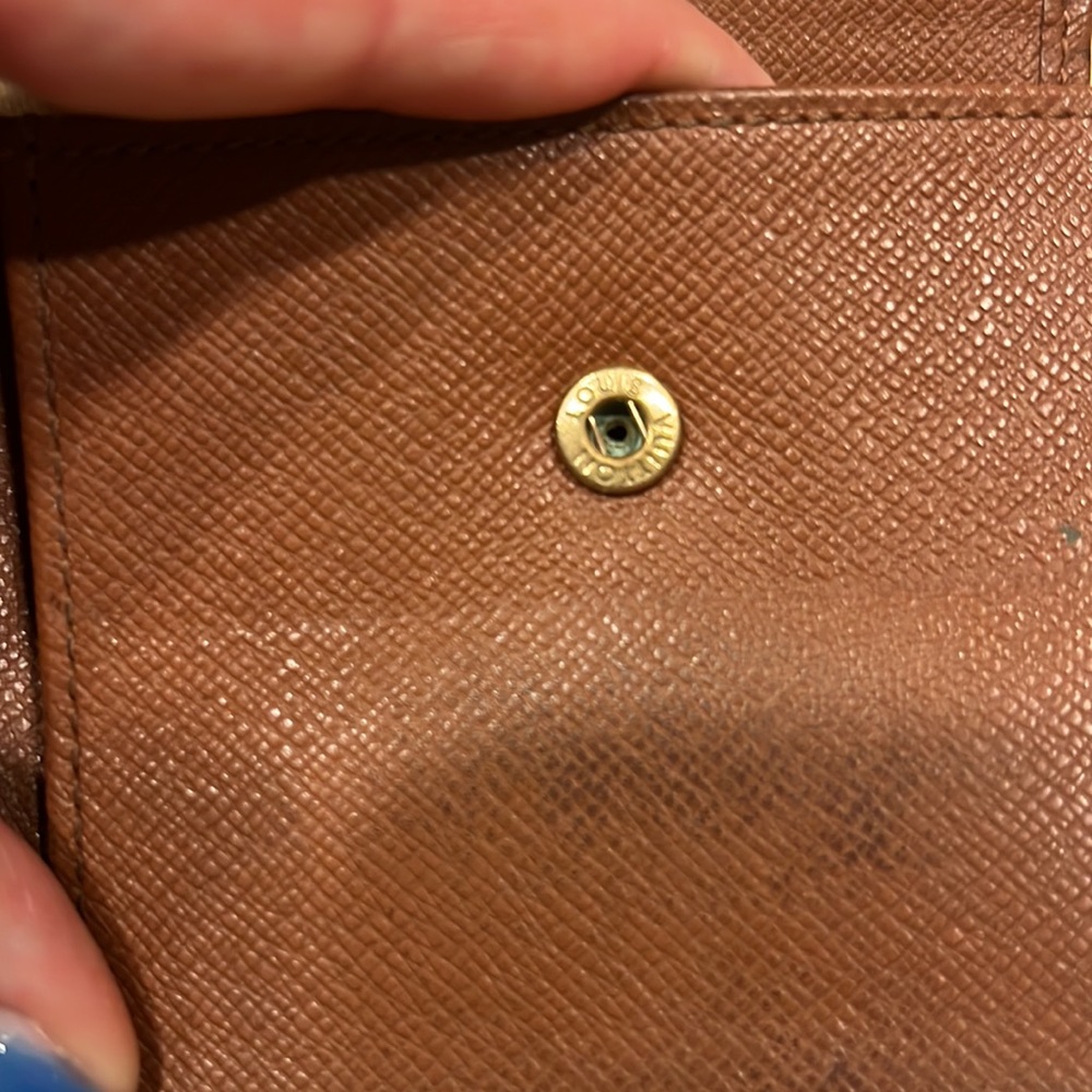 Authentic Louis Vuitton wallet 🪪 - Picture 5 of 11
